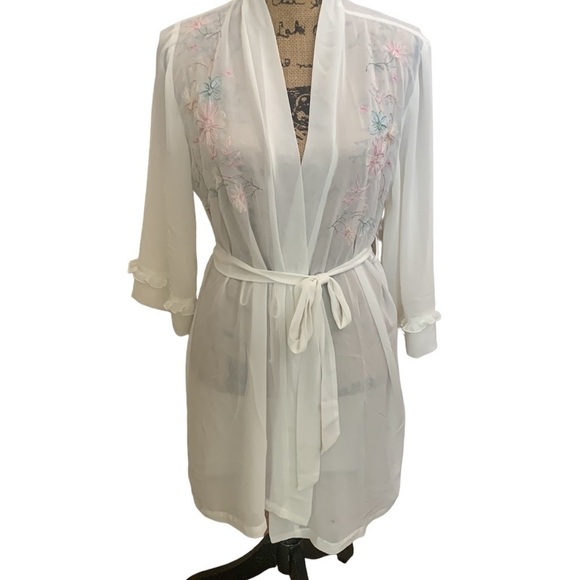 Sheer Embroidered Cream Short Robe‎ Ruffled Sleeve Size M - Picture 1 of 13